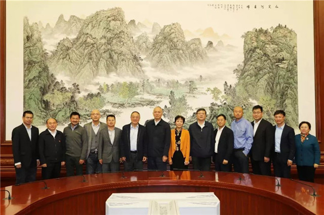 大北農(nóng)集團作為北京市首批民營企業(yè)代表簽訂《民營企業(yè)債券融資支持工具》合作意向書